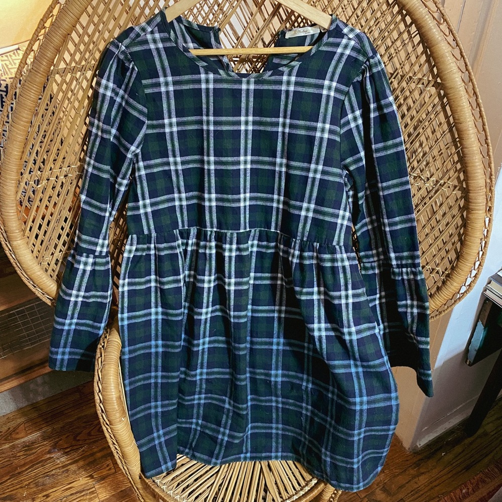 Plaid, long sleeve dress.